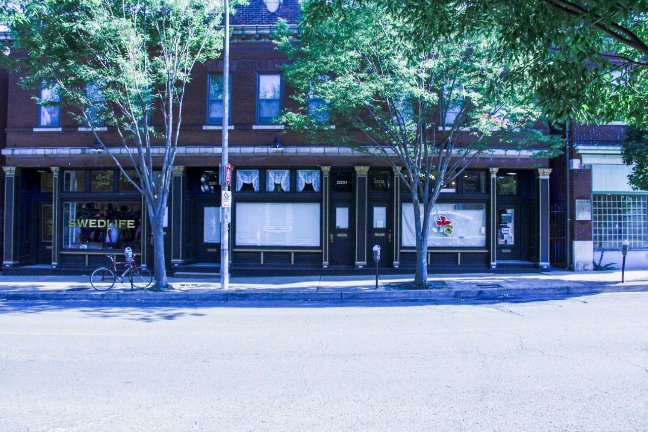 Luxury Apt W/ Spectrum Mood Lighting - Historic Cherokee Street Antique Row Maryland Heights Bagian luar foto