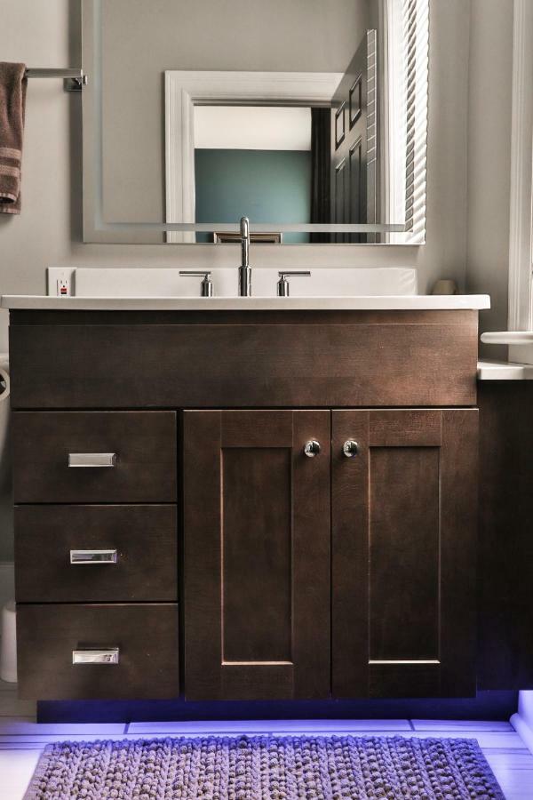 Luxury Apt W/ Spectrum Mood Lighting - Historic Cherokee Street Antique Row Maryland Heights Bagian luar foto